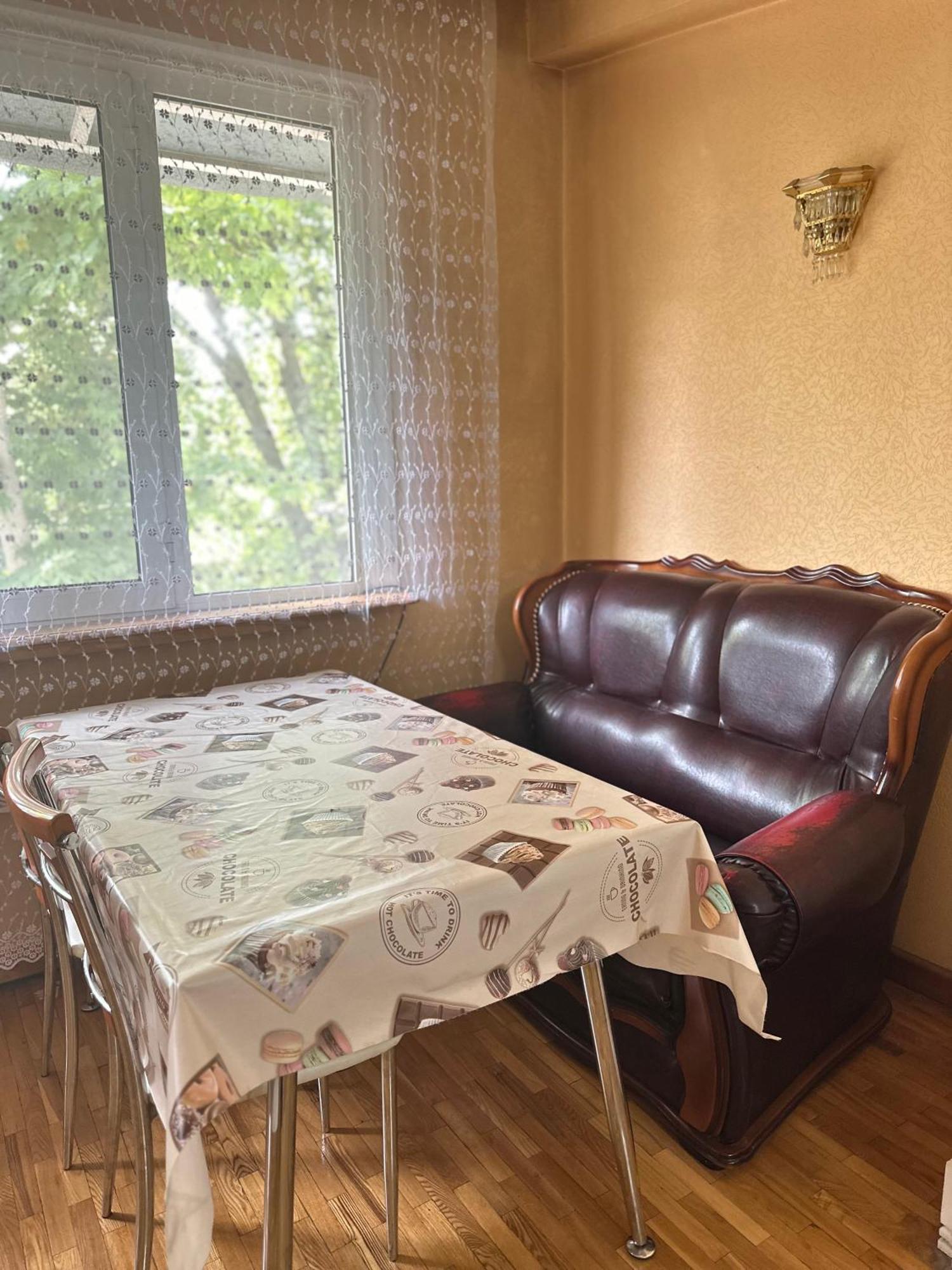 Апартаменты У Парка Голубые Купола И Цум Apartments At Blue Dome Park Tasjkent Exteriör bild